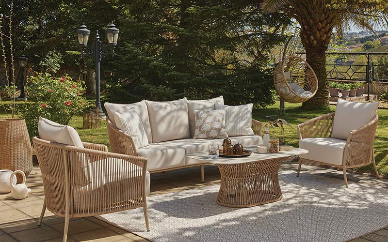 A Guide to Making Your Outdoor Spaces Feel Like You Are in Nature